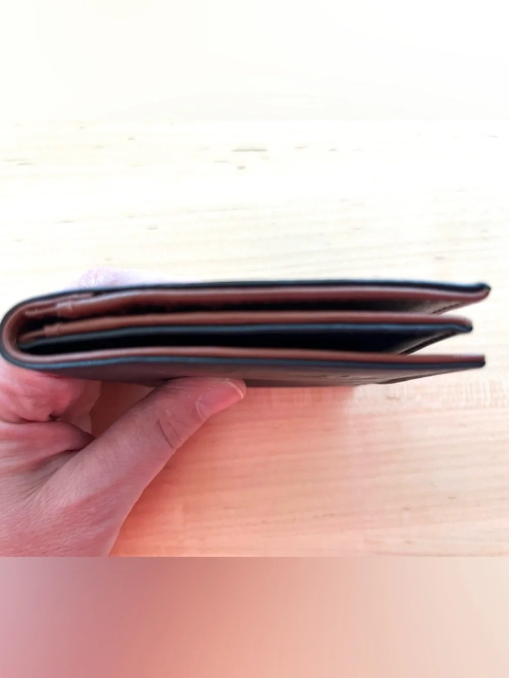 kangaROOS Black Kangaroo Leather Wallet